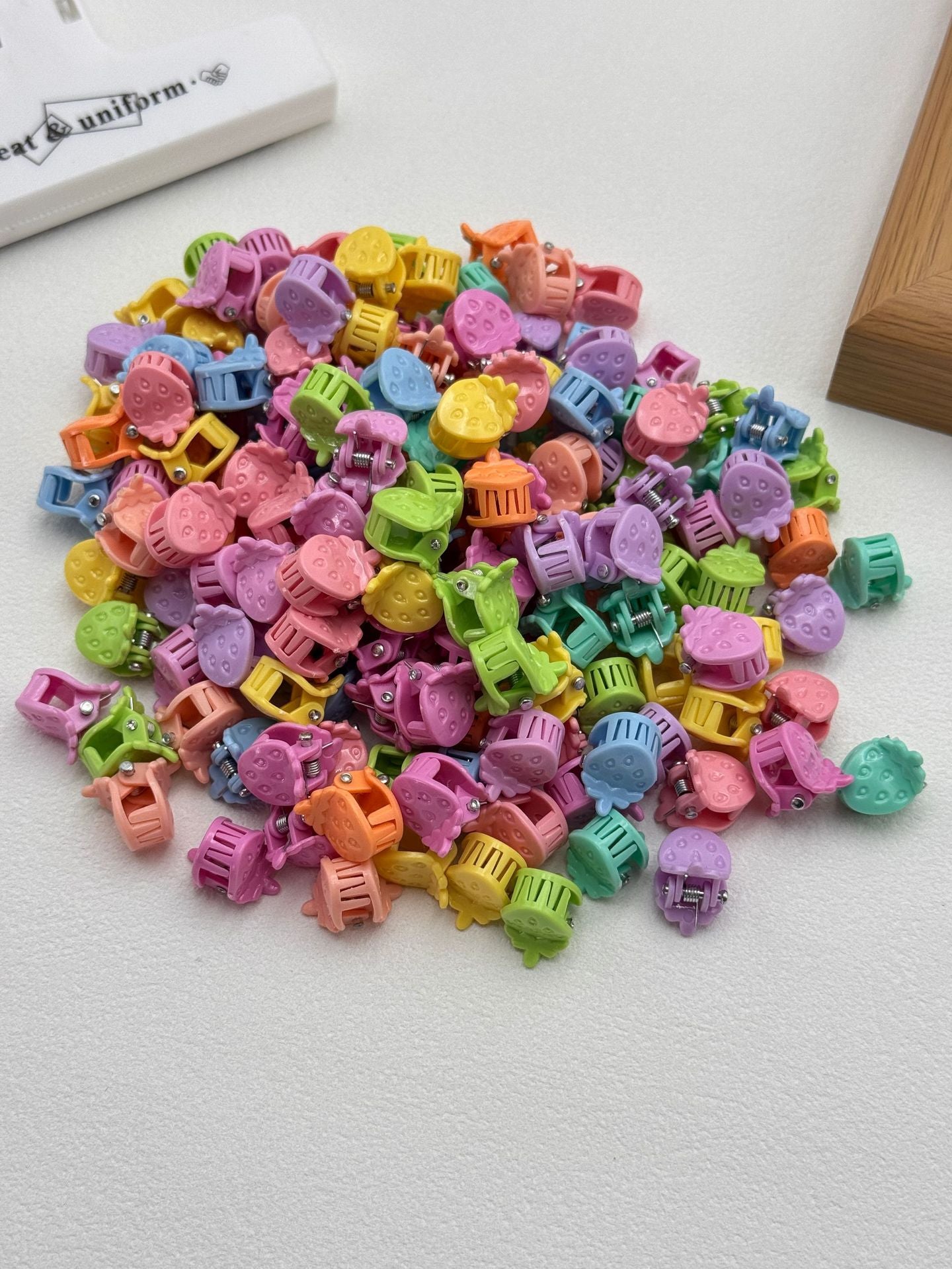 Colorful Kids Hairpin Clip Head Accessory Flyaway Hair Hair Clip Girl Bangs Braiding Mini Hair Clip Hair Accessory