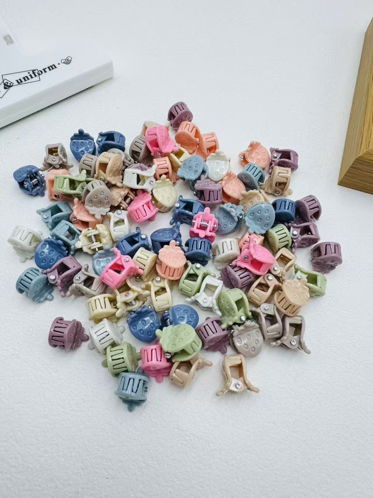 Colorful Kids Hairpin Clip Head Accessory Flyaway Hair Hair Clip Girl Bangs Braiding Mini Hair Clip Hair Accessory